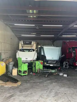 PACIFIC TRUCK AND TRAILER REPAIR photo 2