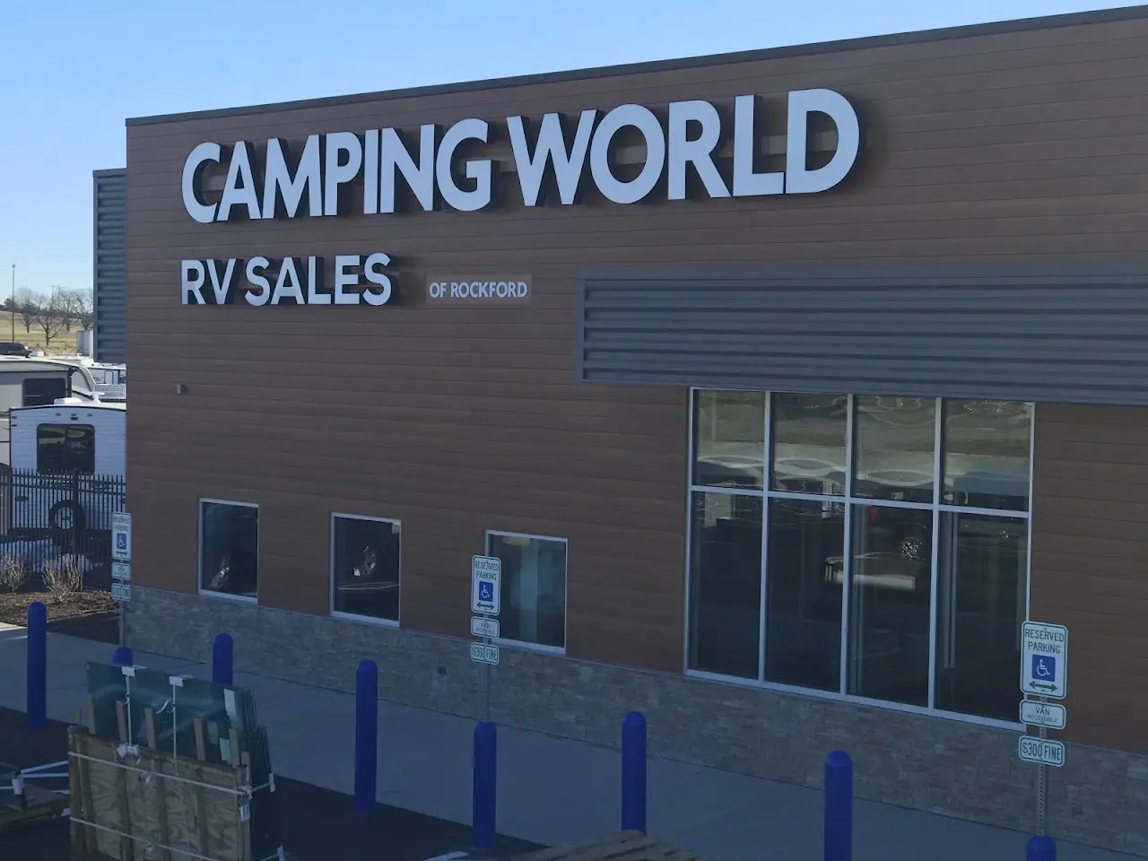 Camping World - Roscoe, RV repair in Roscoe
