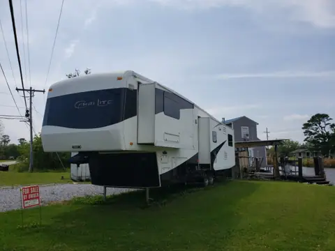 Highway 182 RV Sales, Service, Repairs, Parts & Storage, Inc. in Morgan City, LA