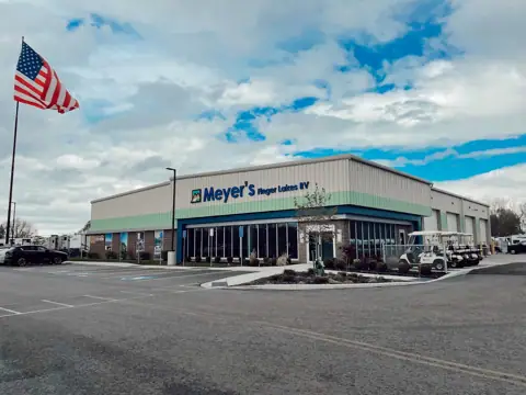 Meyers RV of Farmington NY photo 3
