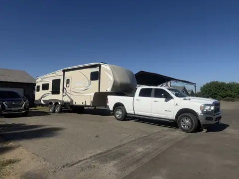Elite RV Collision & Repair photo 2