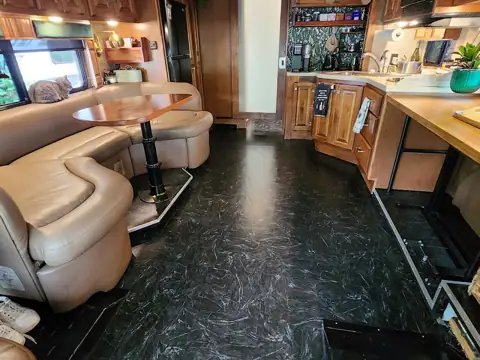 CostLess RV photo 2