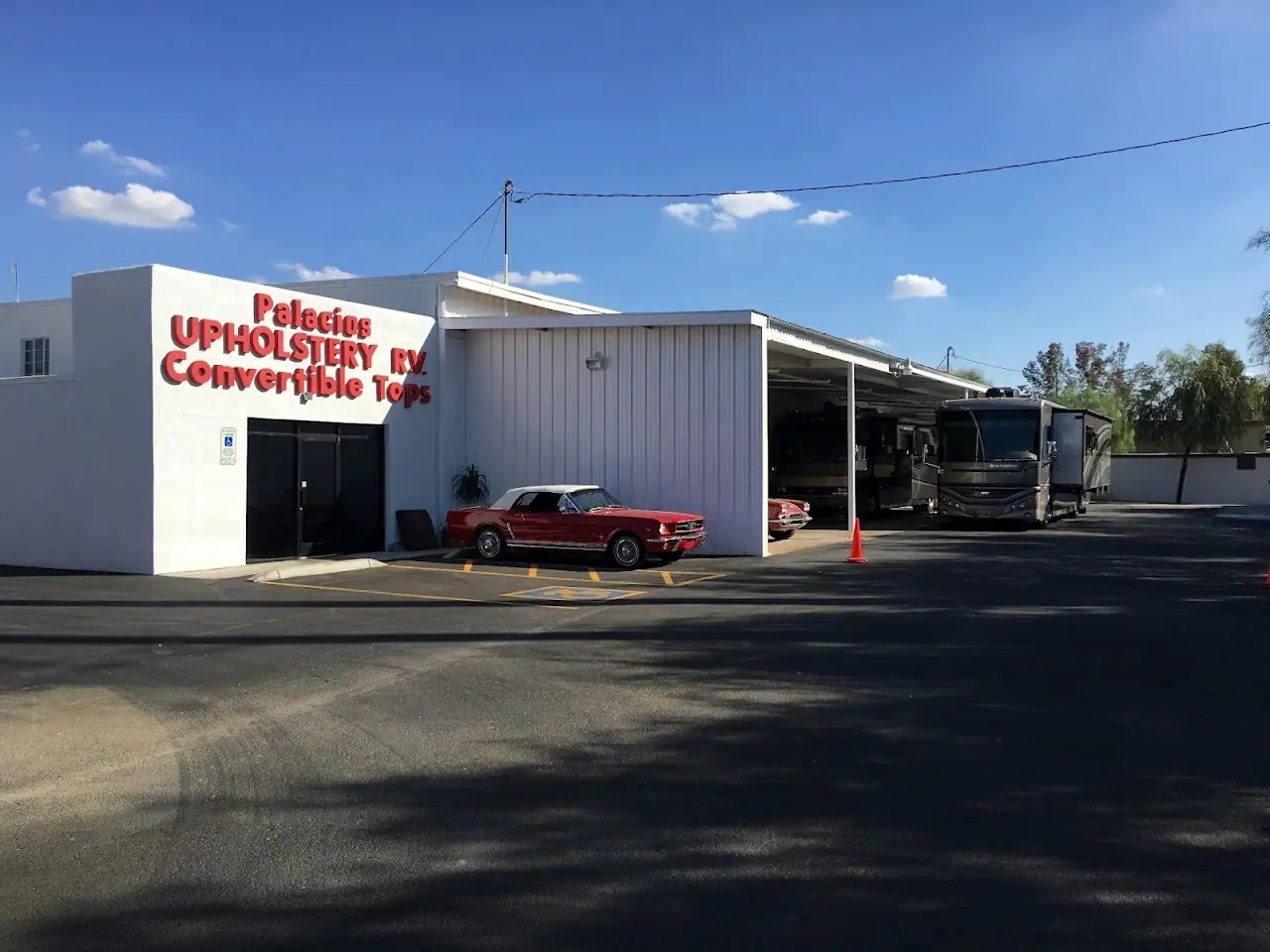 Palacios Upholstery RV & Tops, RV repair in Scottsdale