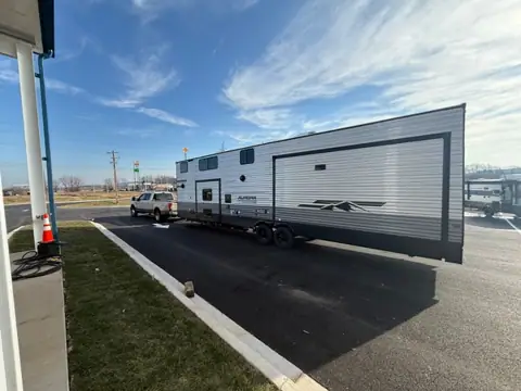 Blue Compass RV Franklin photo 3