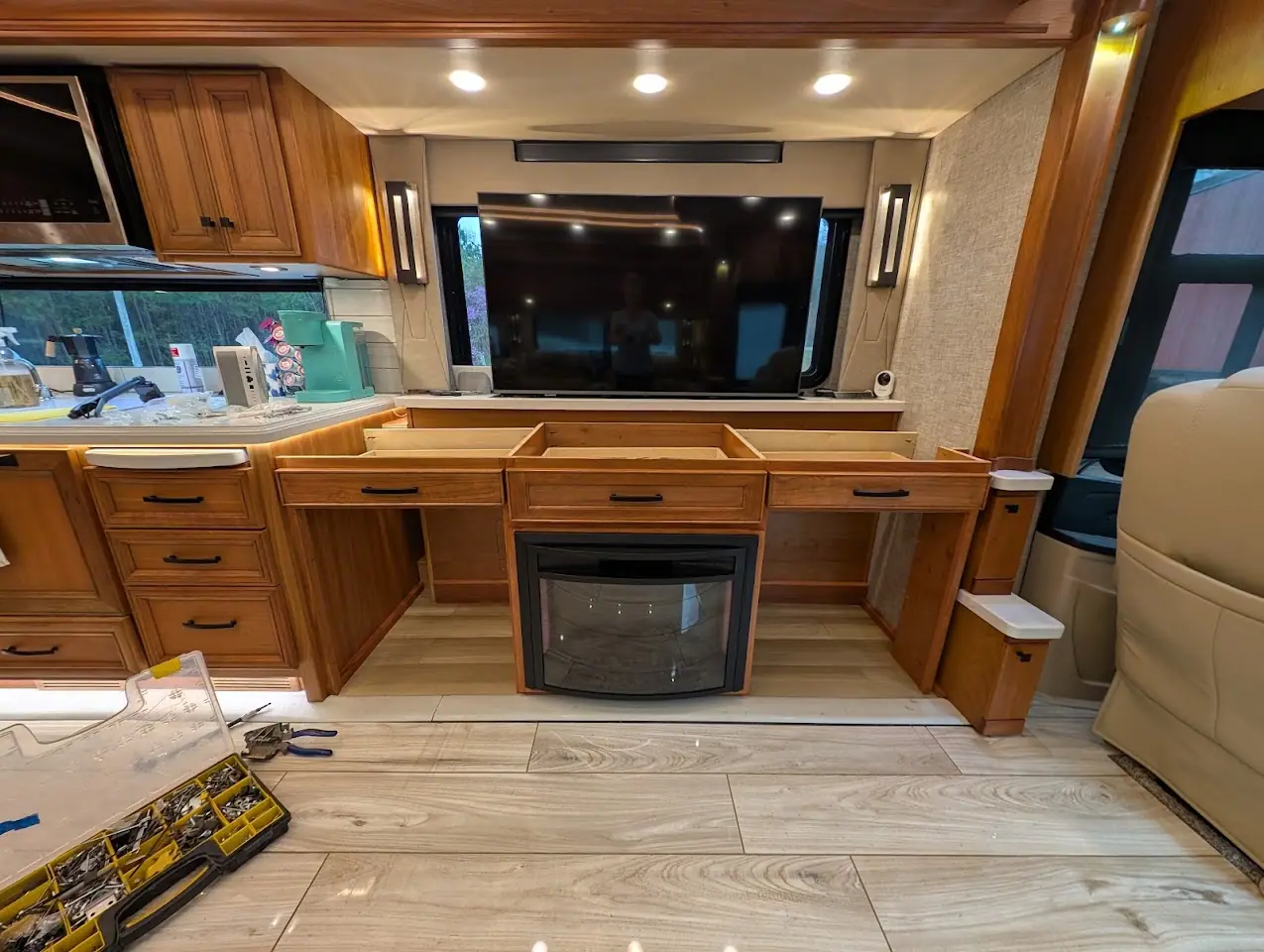 Chris Berry's Woodwork, RV repair in Russellville