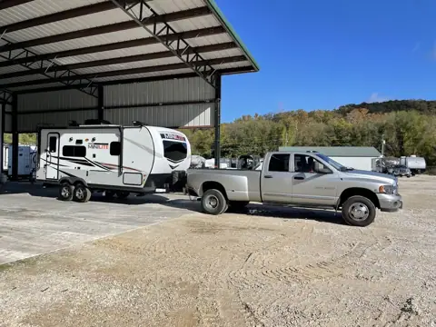 Quality RV photo 3