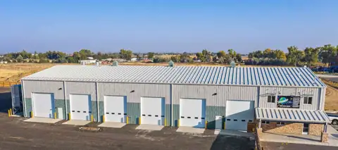 Universal Fleet RV & Auto Collision Inc in Longmont, CO