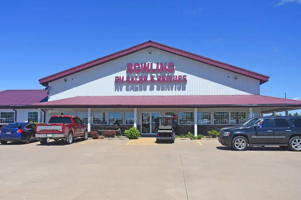 Bowling Motors & RV Sales, RV repair in Ottumwa