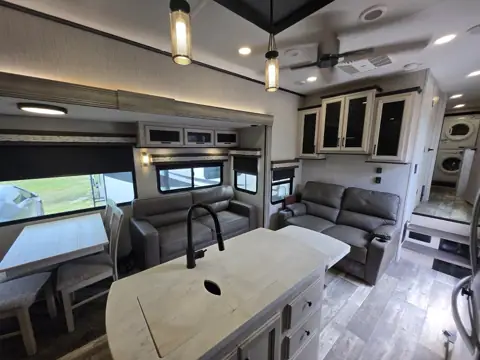 Habash Auto & RV Sales photo 3