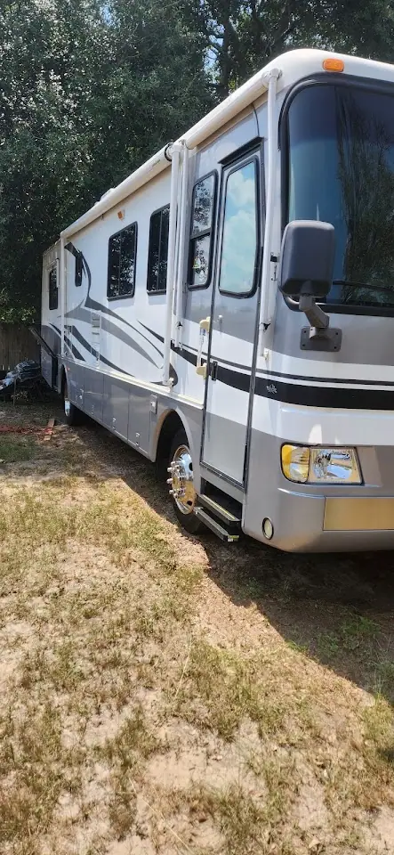 Bill's RV Service, RV repair in Milton