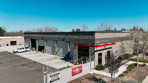 Sacramento Truck Center Motorhome Service Center photo 3