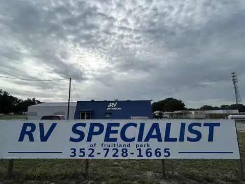 RV Specialist of Fruitland Park photo 2