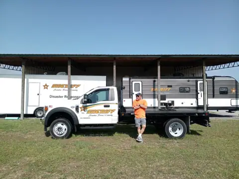 NWF Mobile RV photo 2