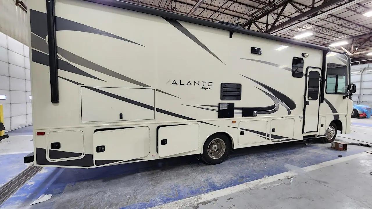 S&S Coach Inc, RV repair in Nappanee