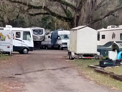 RV COLLISION OF FLORIDA photo 2