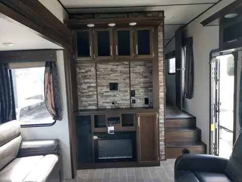 Kunes RV of Green Bay photo 3