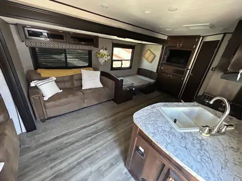 Phillips RV Repair services photo 3