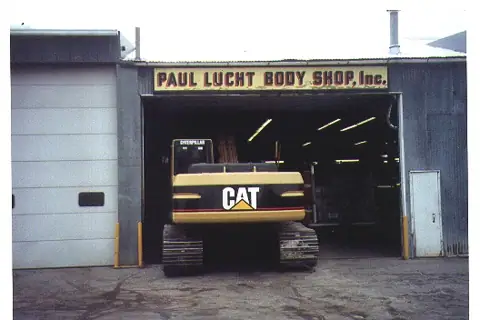 Paul Lucht & Son's Body Shop photo 3