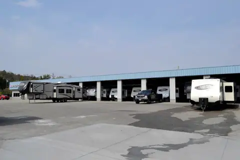 Couch's RV Service Center photo 2