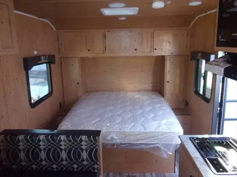 J & J RV Sales & Service photo 3