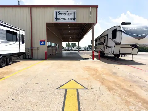 McClain's RV SuperStore Fort Worth Service and Parts photo 3