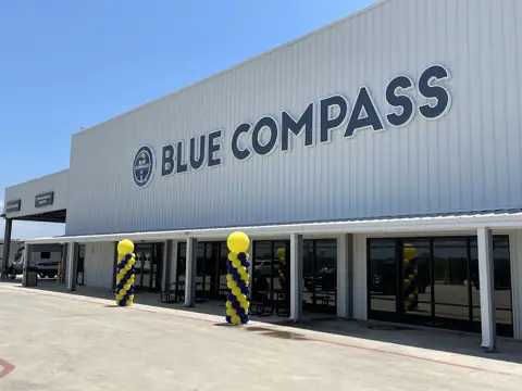 Blue Compass RV Seguin photo 3