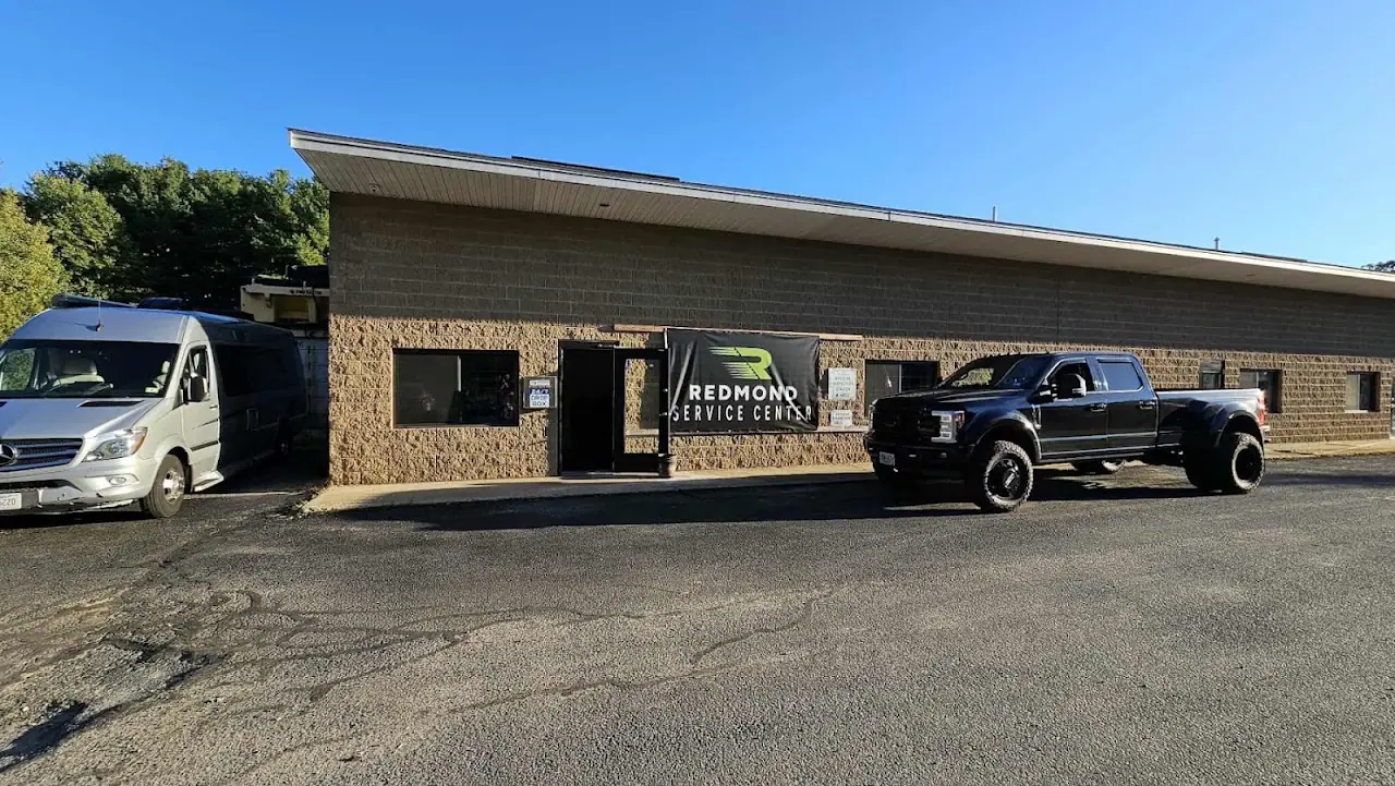 Redmond Service Center, RV repair in Hudson