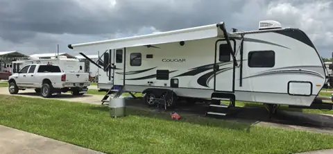 Duvall's RV, LLC in Nederland, TX