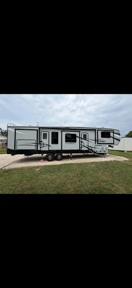 Checkpoint RV, RV repair in Waynesville