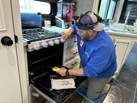 Mission RV Services photo 3