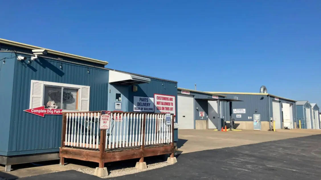 Complete RV Service & Body Shop, RV repair in St Charles