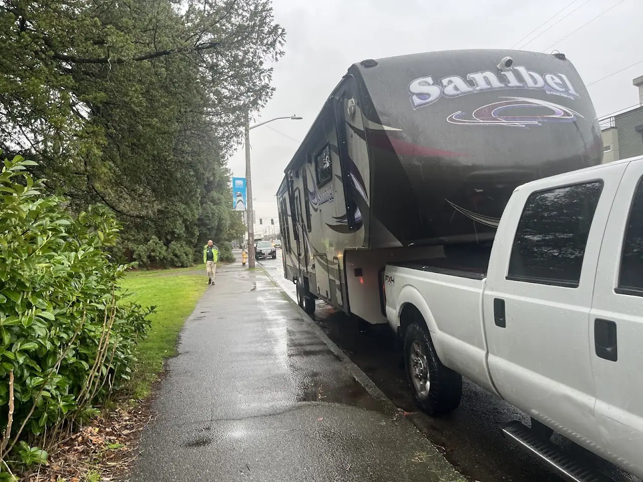 Dewey’s mobile trailer repair, RV repair in Marysville