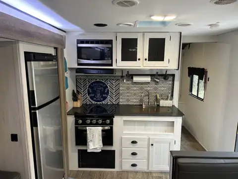 LexGo RV Rental & Repairs photo 3