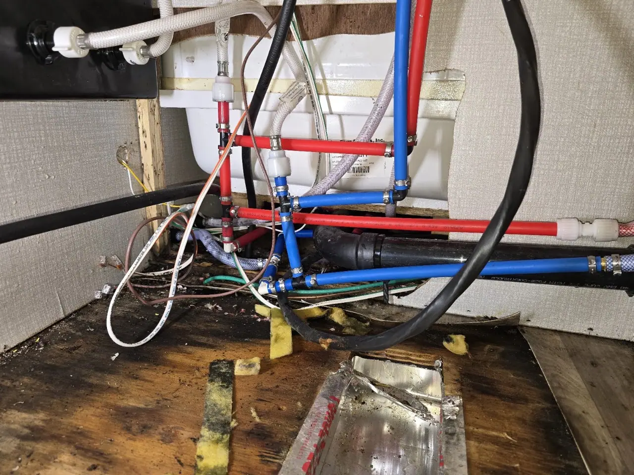 Diamond W mobile rv repair, RV repair in Livingston