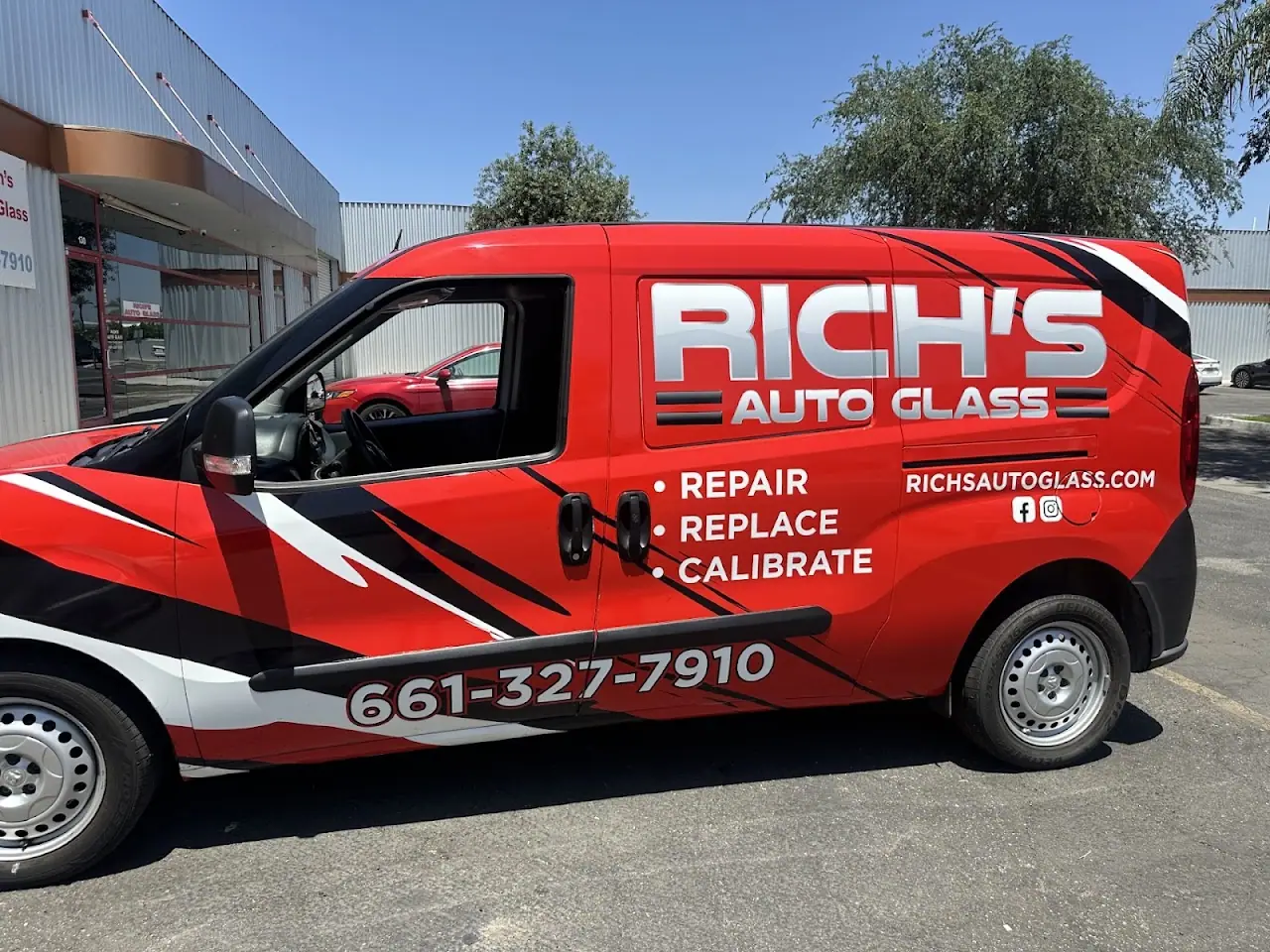 Rich's Auto Glass, RV repair in Bakersfield