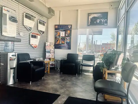 Astro Auto Glass photo 3