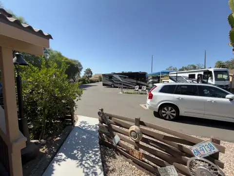 Redlands RV photo 2