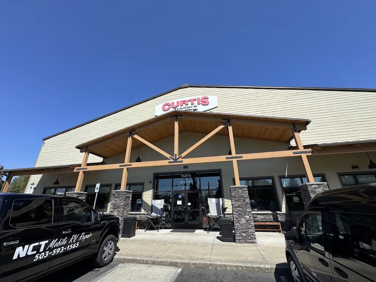 Curtis Trailers, RV repair in Portland