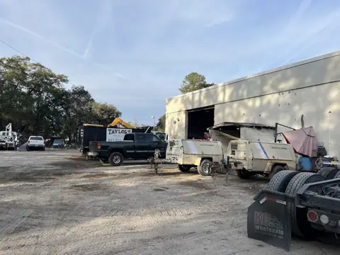 Carolina Truck Repair LLC in Beaufort, SC