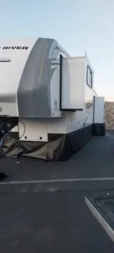 J&M Customs LLC Mobile RV Repair and Trailer Skirting photo 3