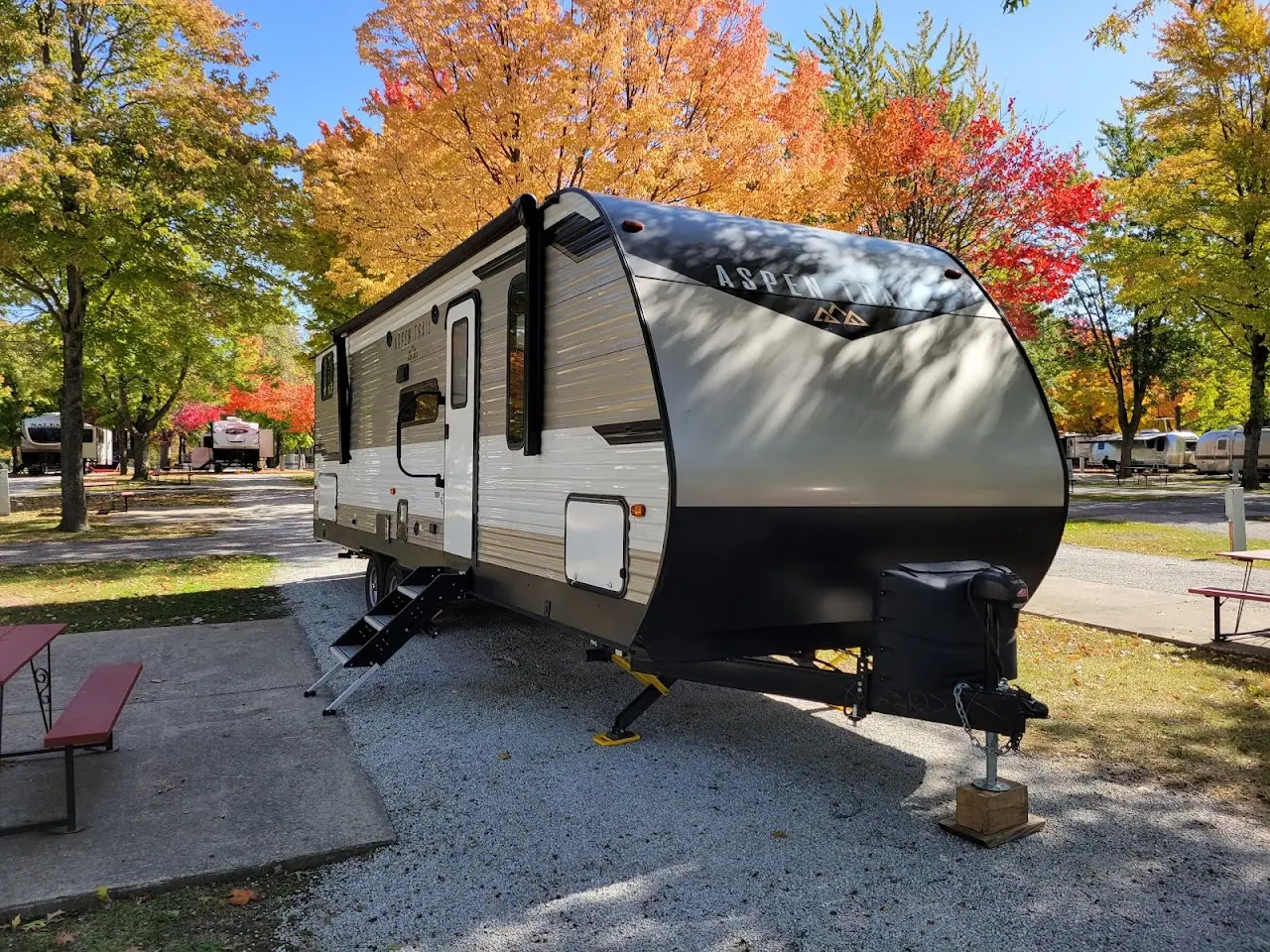 Troyer's Recreational Rentals LLC, RV repair in Morton