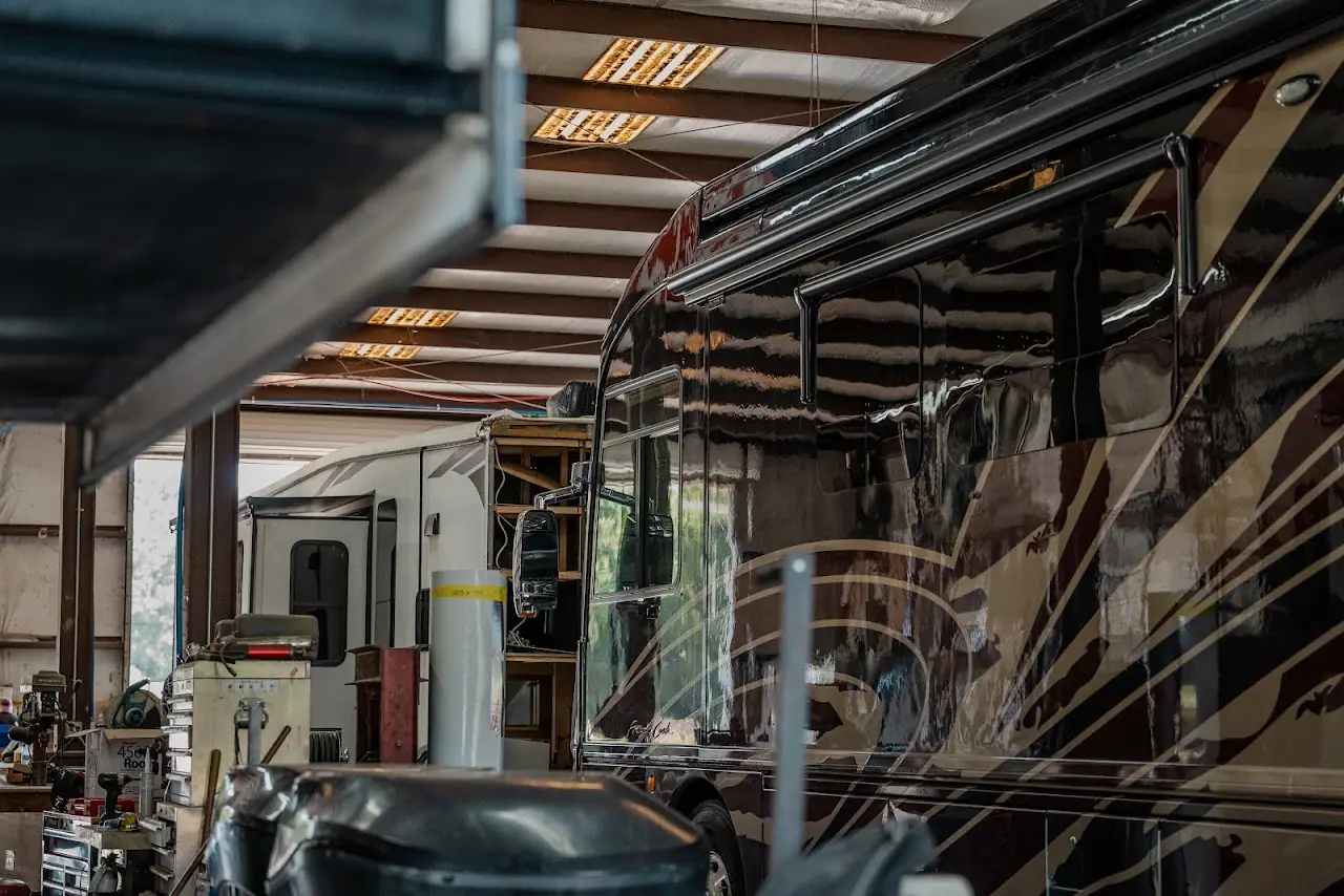 RV Collision, RV repair in Theodore