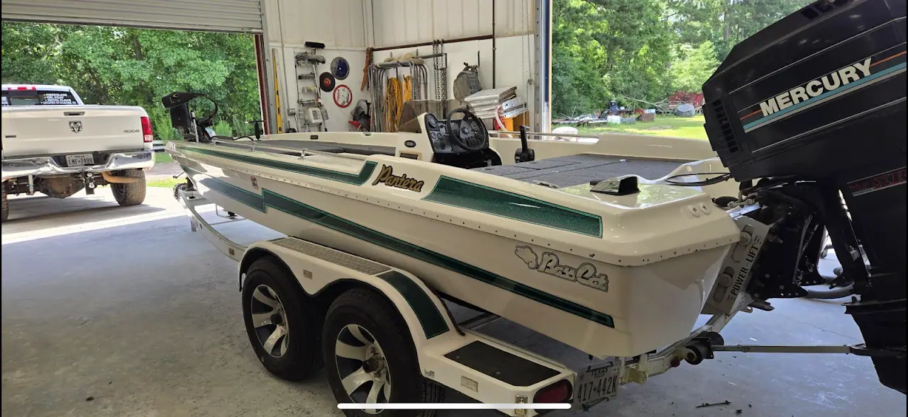 Weigant Fiberglass Collision Repair, RV repair in Kilgore