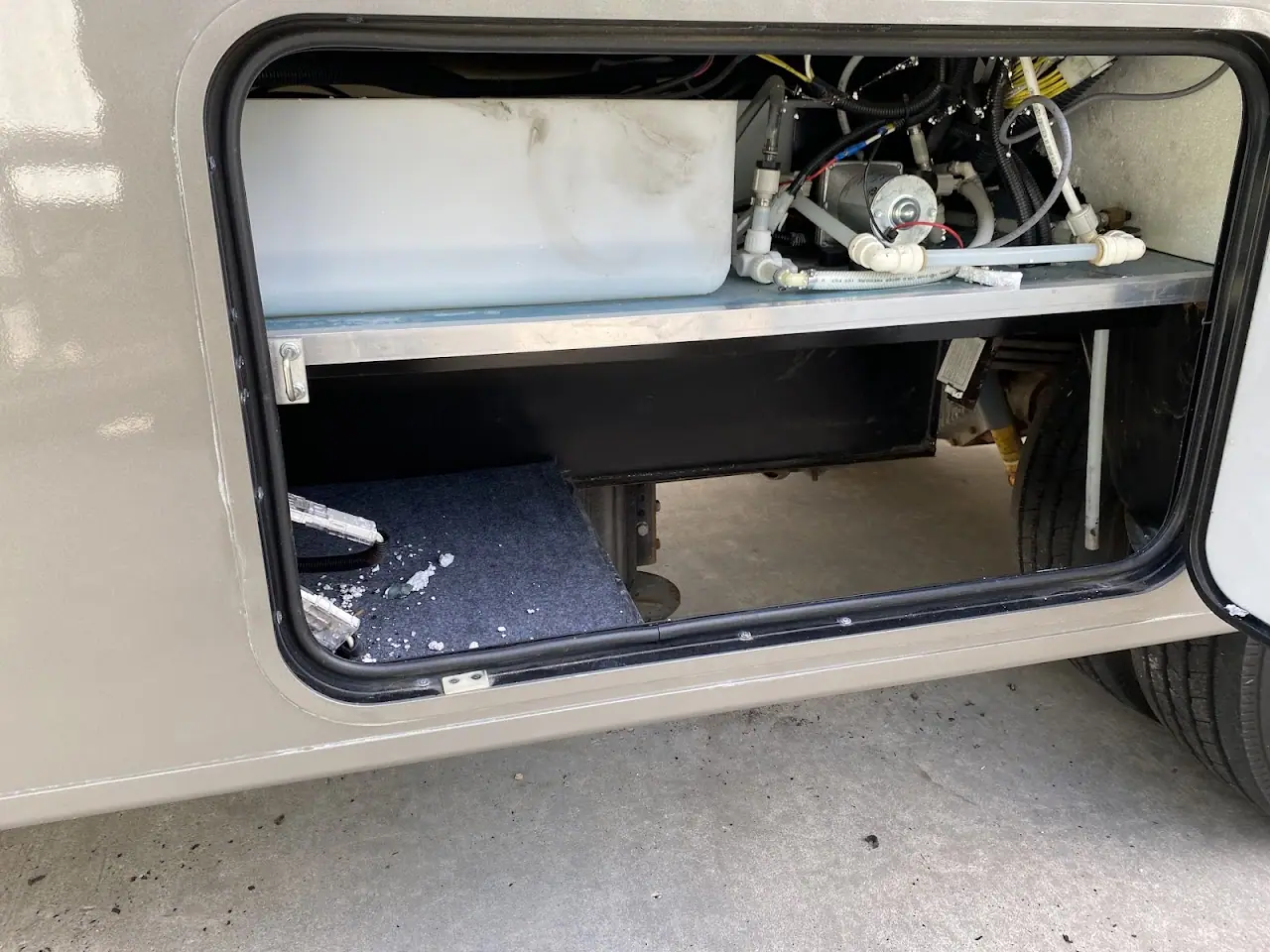Luxury Collision Center LLC, RV repair in Rosharon