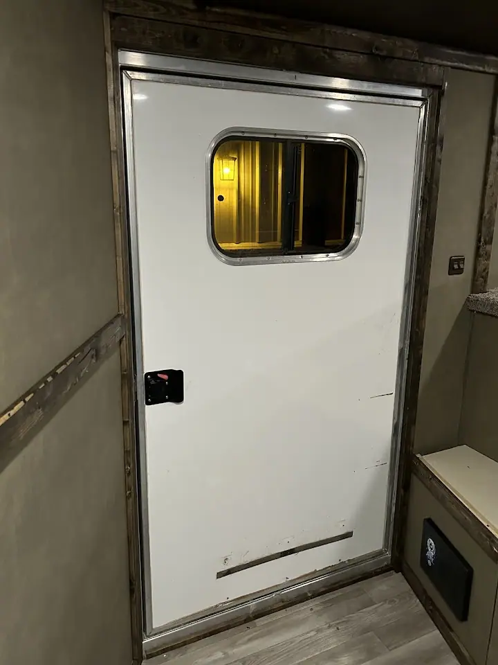 SS Conversions, RV repair in Riverside