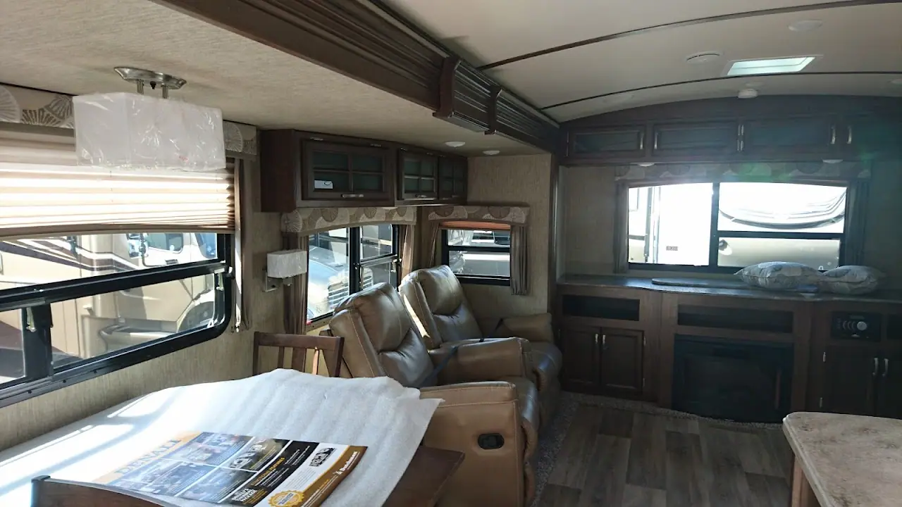 Baydo's RV Center, RV repair in Fife