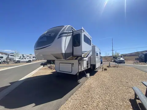 Lazydays RV Service Center in Washington, UT