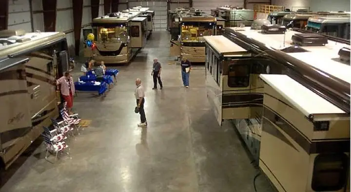 Steinbring Motorcoach - Newmar & Midwest Automotive Designs Dealer, RV repair in Garfield