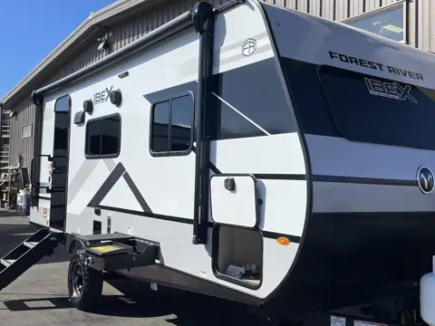 Big Country RV - Redmond photo 3